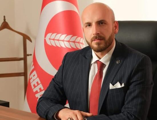 Özer, “Asgari ücret milletin sofrasına ateş düşürdü”
