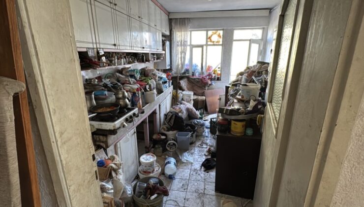 Bu evde temizlik dışında herşey var