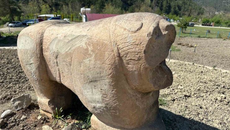 Karabük’te Roma dönemine ait aslan heykeli ele geçirildi