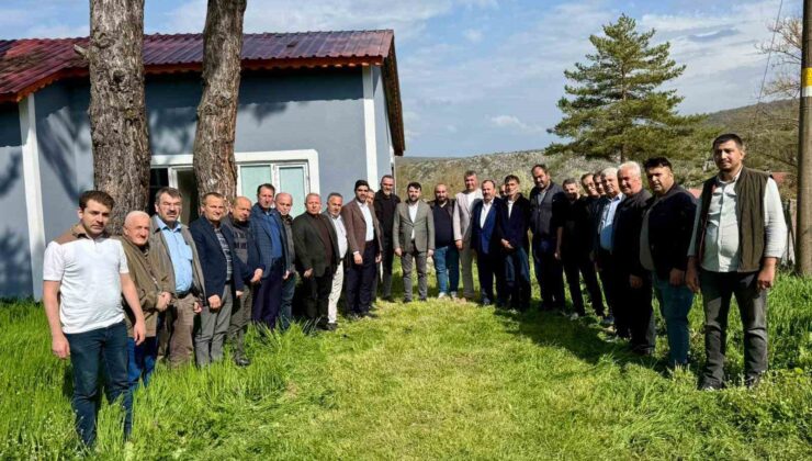 AK Parti heyeti hıdırellez etkinliklerinde vatandaşlarla buluştu