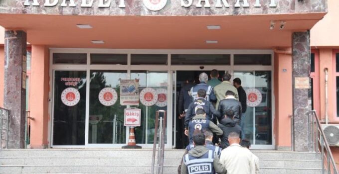 Sahte yatırım vaadiyle dolandırıcılık yapan çete çökertildi