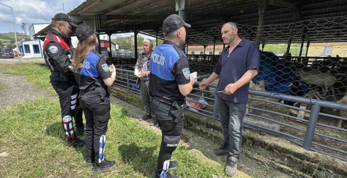 Polis, besicileri sahte paraya karşı uyardı