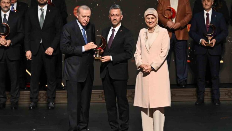 Cumhurbaşkanı Erdoğan’dan KARDEMİR’e ödül