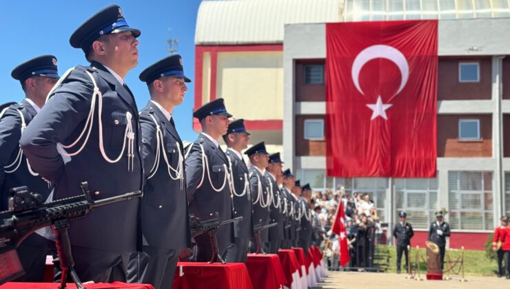 Yemin edip keplerini atarak hayallerine kavuştular