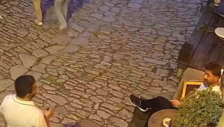 Boğazına pastanın süsü takılan genci Heimlich manevrası kurtardı